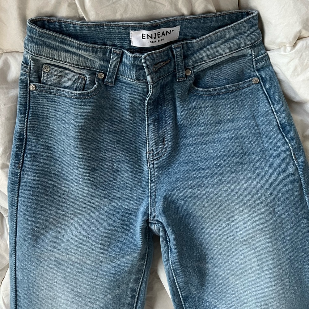 Jeans n
